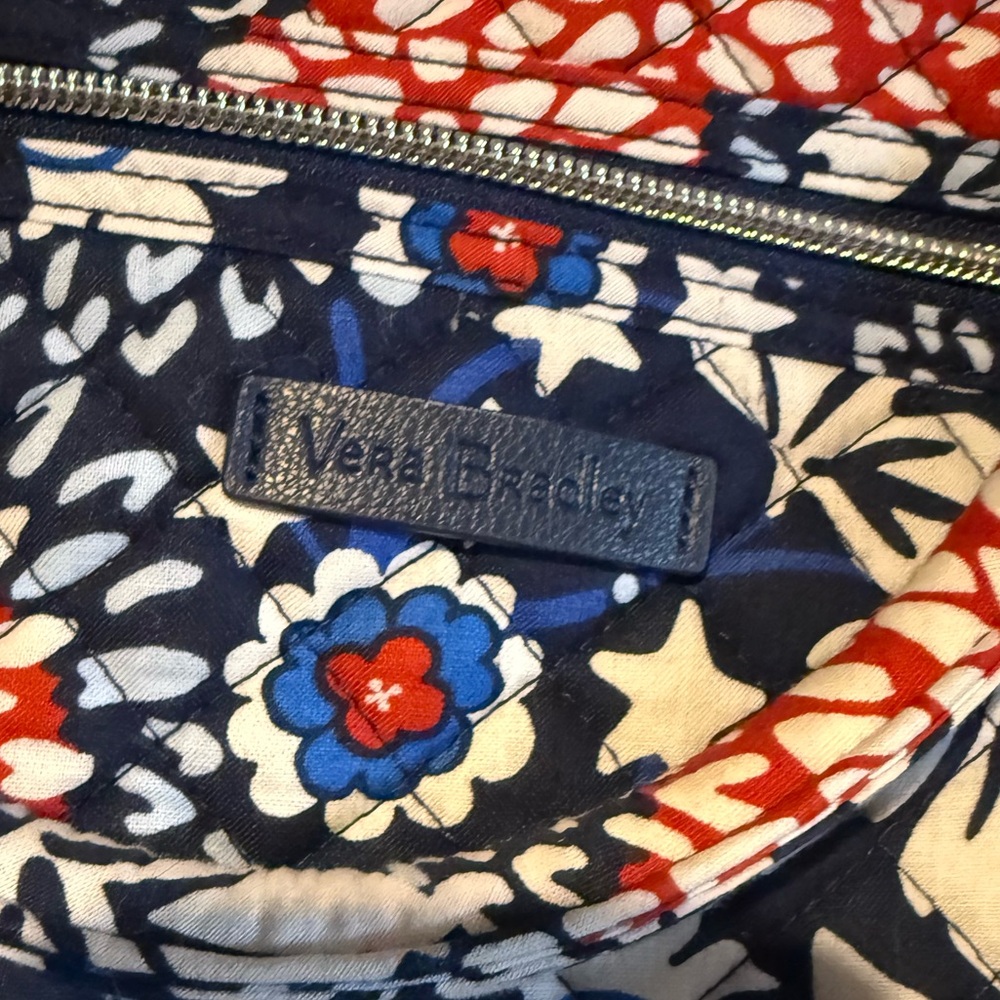 🪻Vera Bradley Travel Bag🪻 - Picture 10 of 10